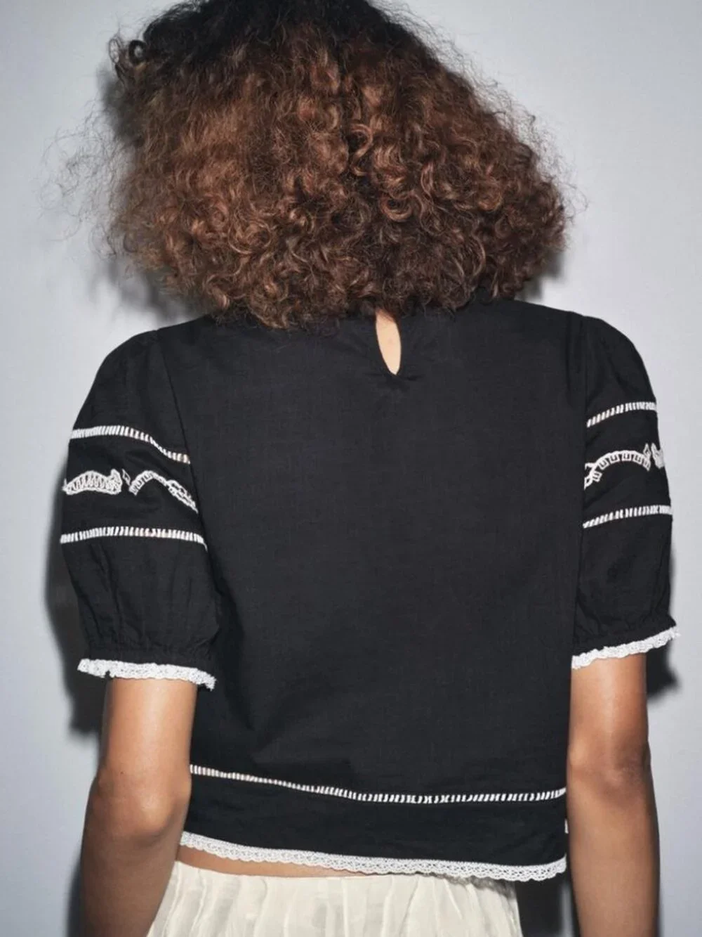 ZARA ZW Collection Embroidered Cotton Blouse NWT XS Black Contrast Summer